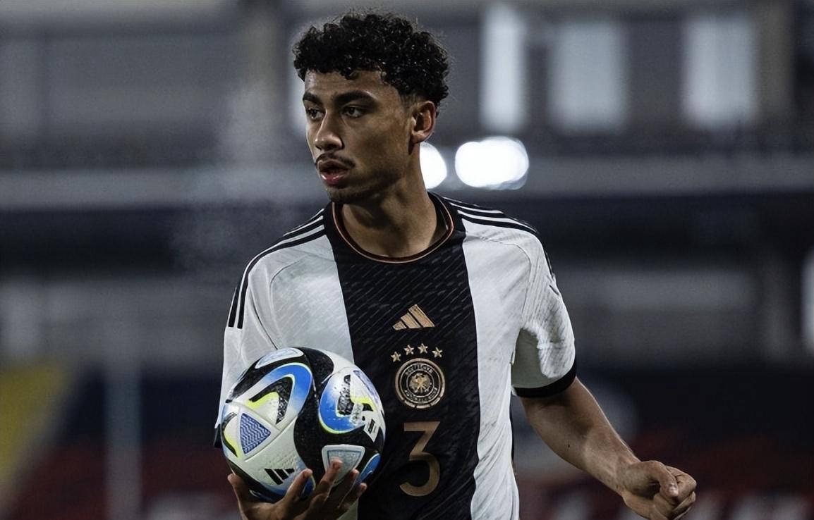 关于转会期德甲传出新动向，阿森纳队长鼓劲，管理层表态——态度坚定，心理建设被强调的信息